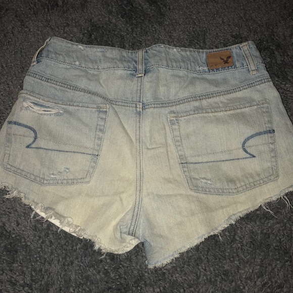 High waisted denim shorts - Picture 2 of 2